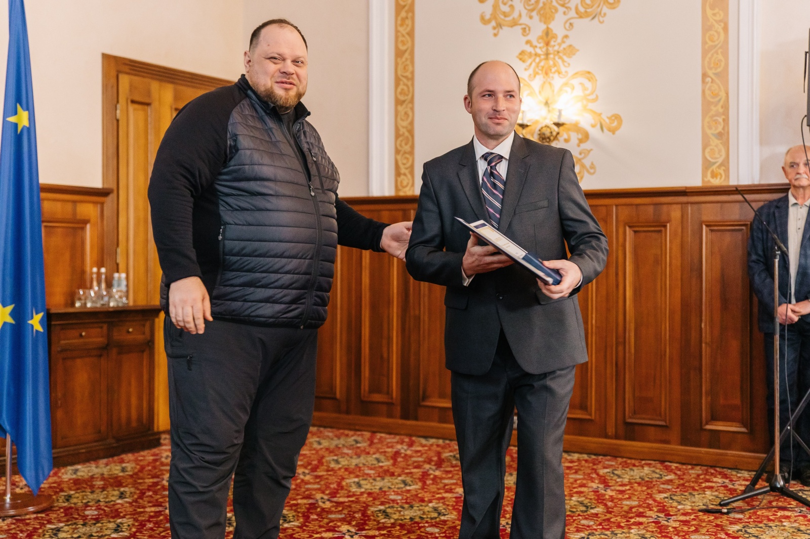 Науковцю Уманського НУ вручено диплом і відзнаку  Премії  Верховної Ради України молодим вченим